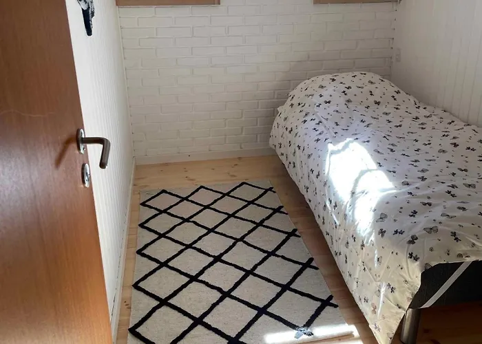 Ferienhaus Charming Thatched Near The Water Vordingborg